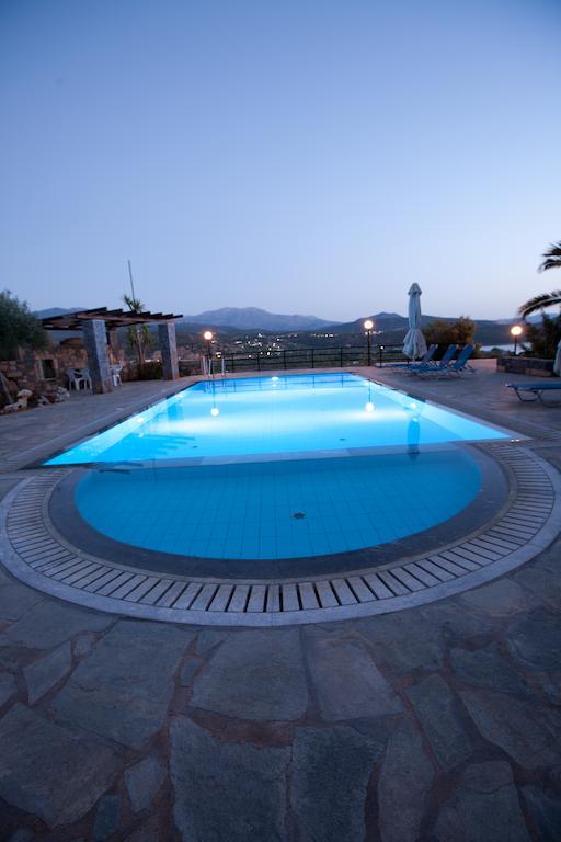 Villa Michalis Istron Exteriör bild